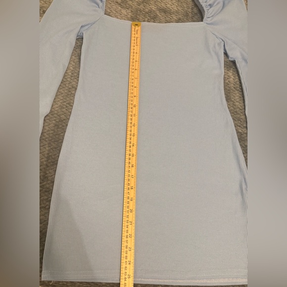 PrettyLittleThing‎ Light Blue Puff Sleeve Mini Dress - Picture 5 of 11